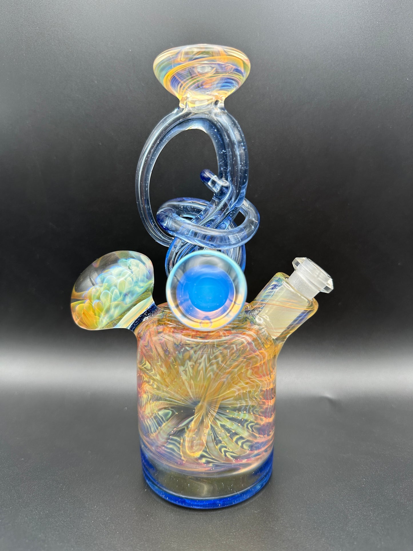 Cambria Glass Abstract Rig